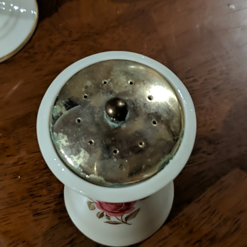 Lenox Rhodora Salt Shaker - Picture 2 of 4